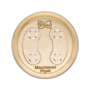 FAT56-118S Die for Maccheroni Rigati bronze screen is compatible with the Pastidea Pasta Machine, La Fattorina, Fimar MPF1.5, Arcobaleno AEX-10 or GGMGastro NMF5. No adapter is needed.