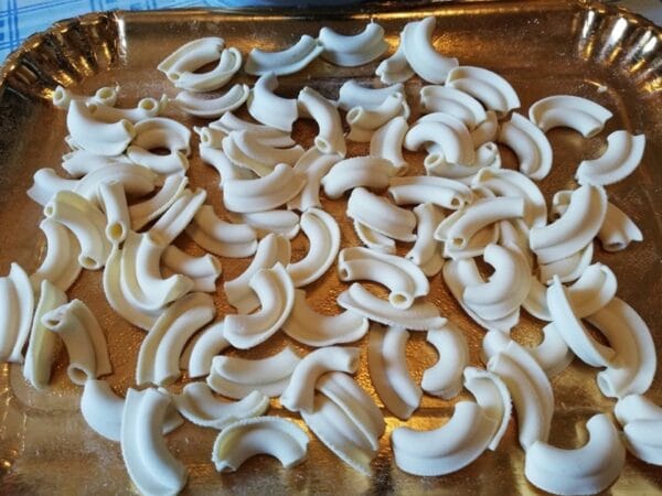 Simple Recipe for Smooth and Ridged Cresta di Gallo – 5 Easy Steps with ...